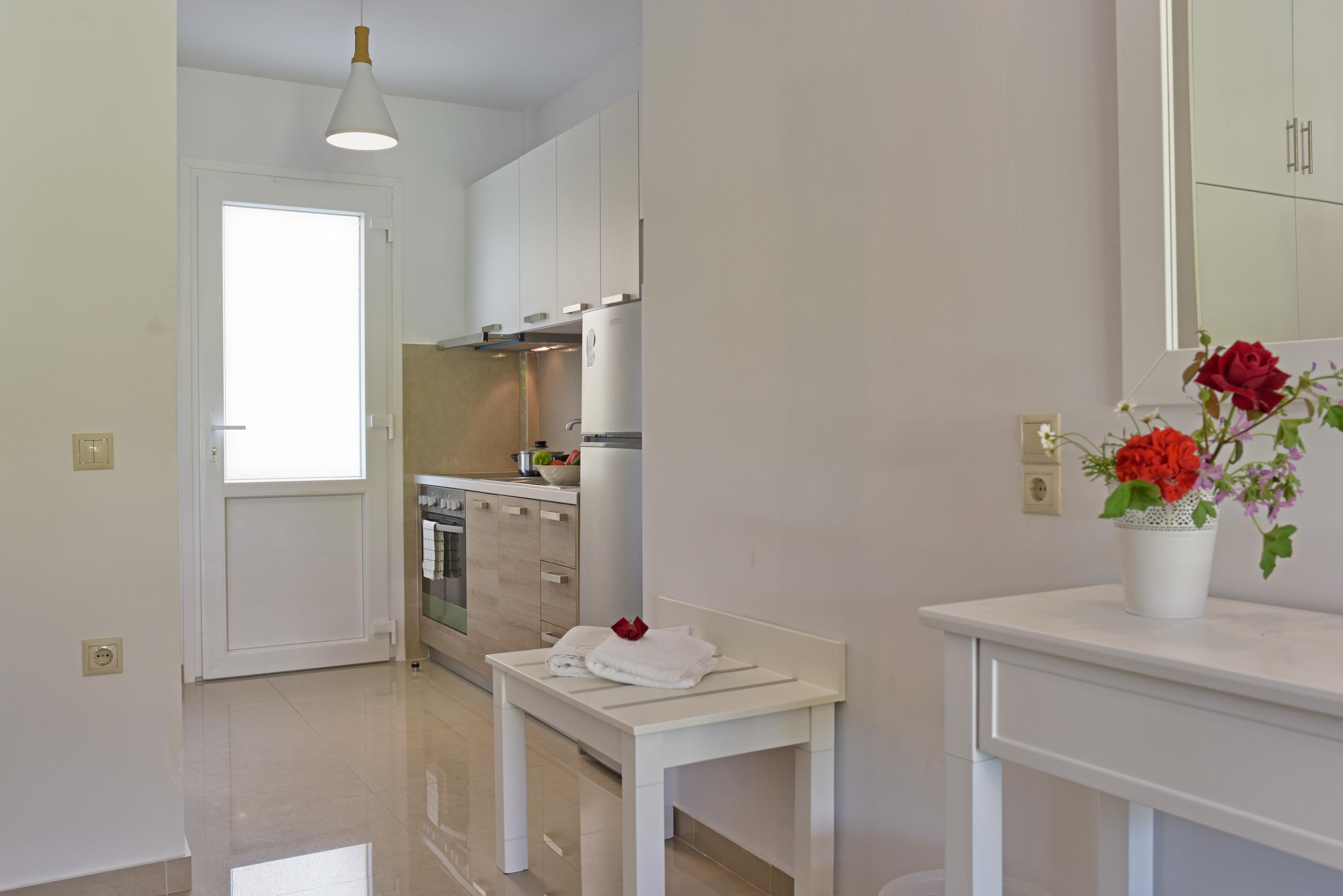 Palapart Gikas Suites And Studios Gouvia Exterior photo